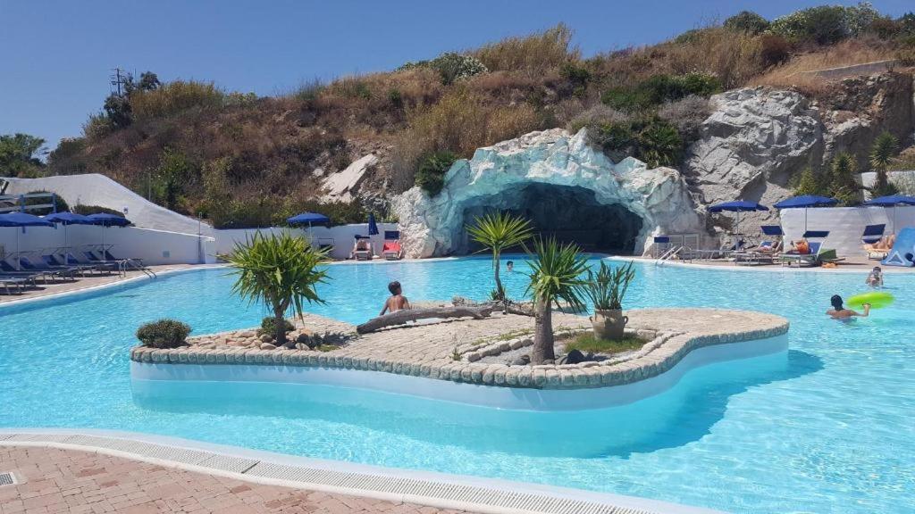 Vigna Marina Apartments Santa Teresa Gallura Luaran gambar